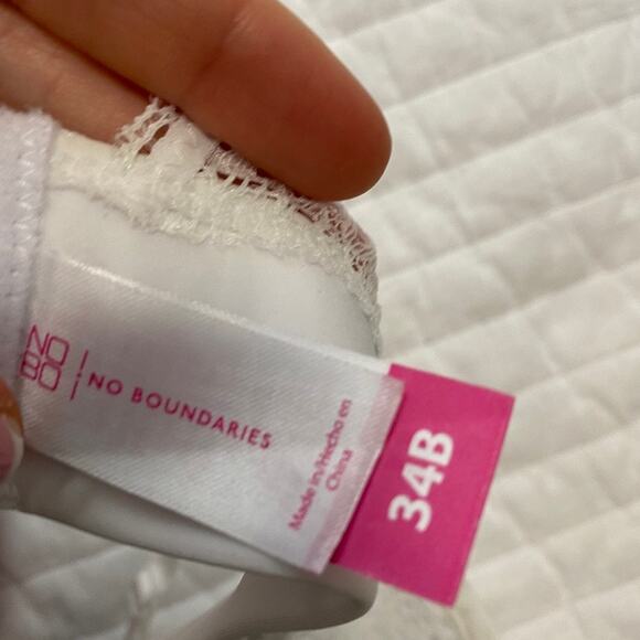 No Boundaries White Lace Bra Size 34B - Picture 4 of 5